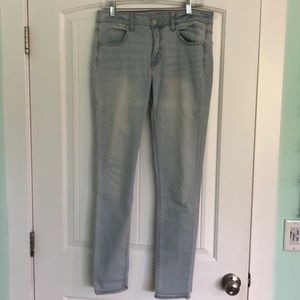 American Eagle Super Stretch Light Wash Jeans